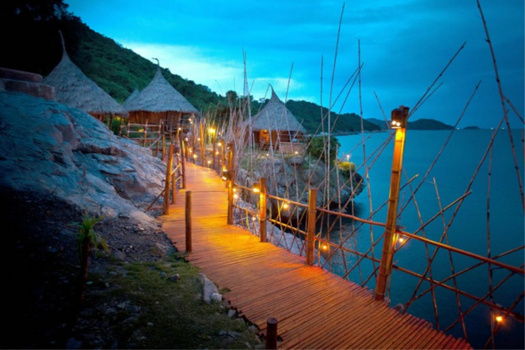 Paree Hut Resort Ko Si Chang Zewnętrze zdjęcie